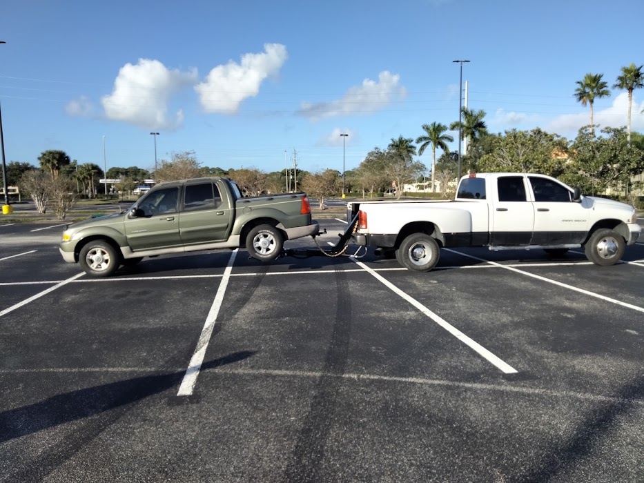 Hooked 4 Life Towing and Recovery