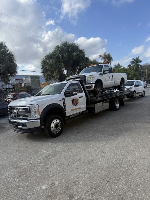 LAKESHORE TOWING