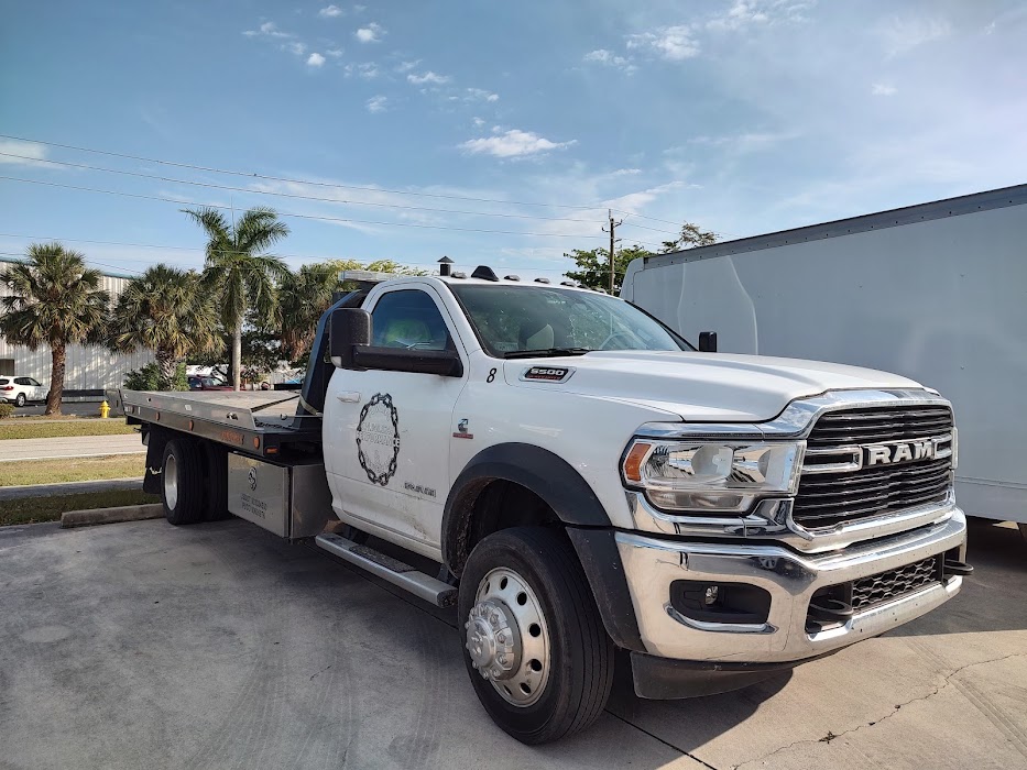 Performance Towing& Recovery LLC towing company near Stuart