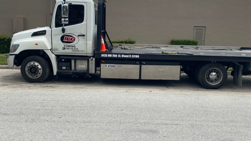 R & G Towing