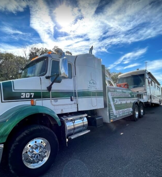 Tri County Truck and Trailer Repair Inc towing company near Medley