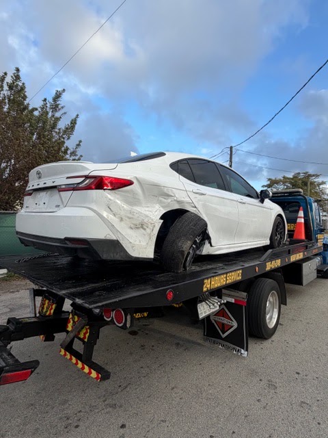 Xtreme Accidents Towing towing company near West Park