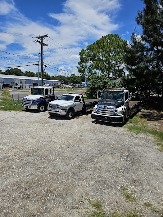Adams Global Company towing company near Gibsonton