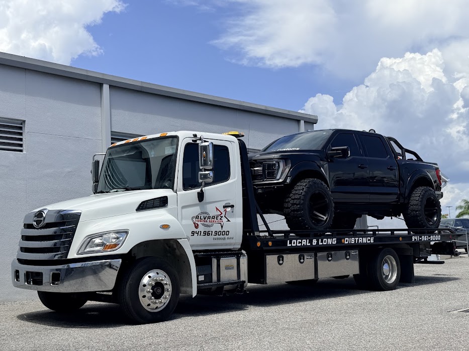 Alvarez Towing Services