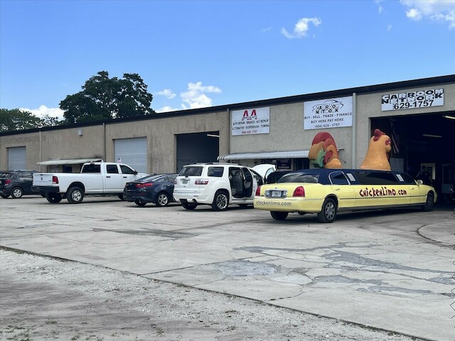 American Auto Hauling & Repair towing company near Orange Park