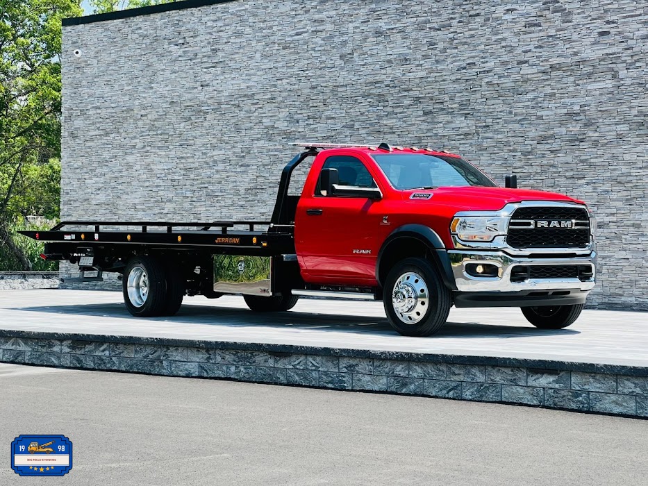 Big Fella's Towing towing company near Largo