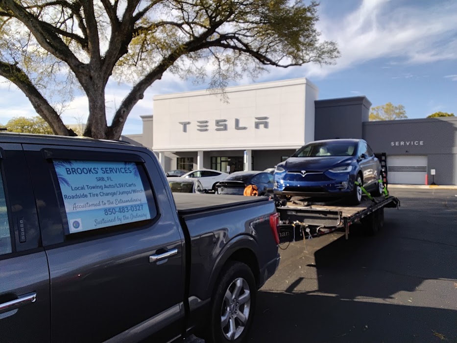 Brooks' Services towing company near Santa Rosa Beach