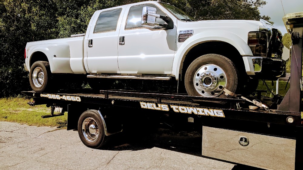Del's Towing Corporation towing company near Inverness