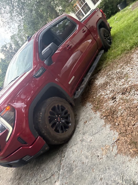Dixie Hauling and Towing towing company near Lake City