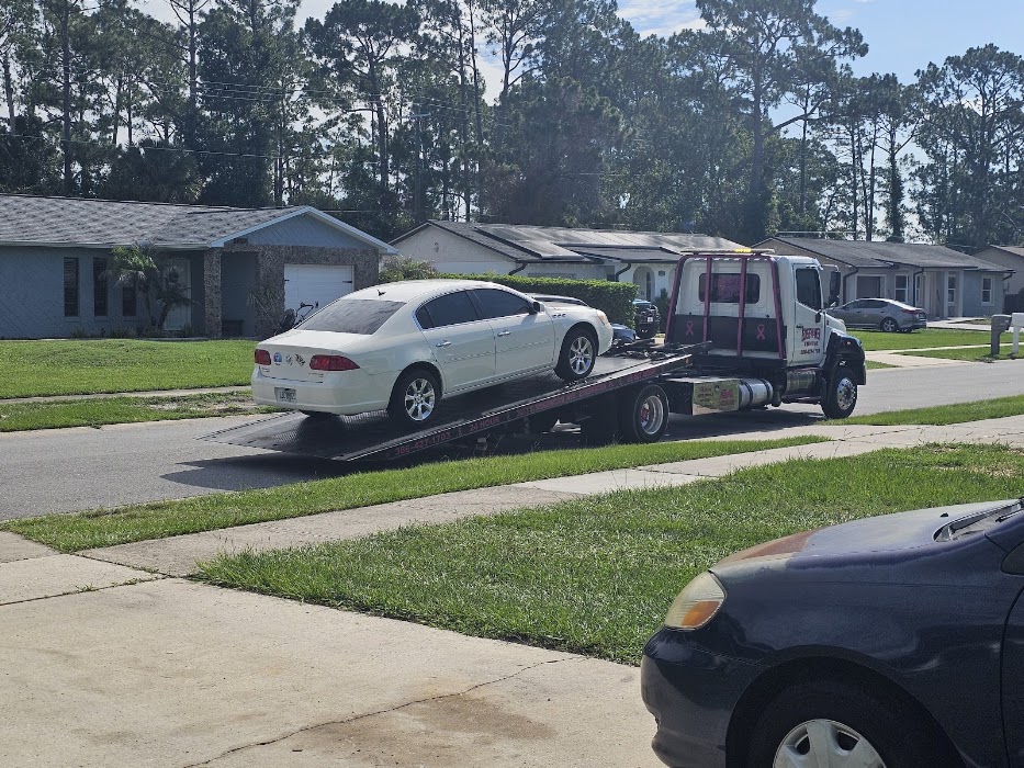 Edgewater Garage Inc - Edgewater Towing & Heavy Haul towing company near Edgewater