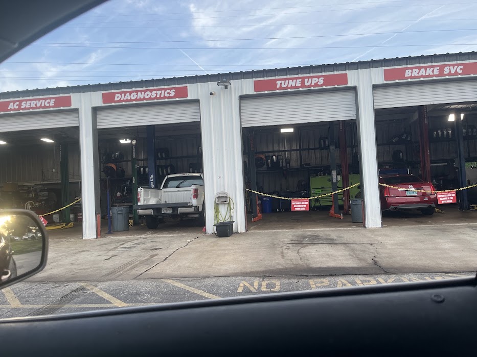 Expert Car Care towing company near Deltona