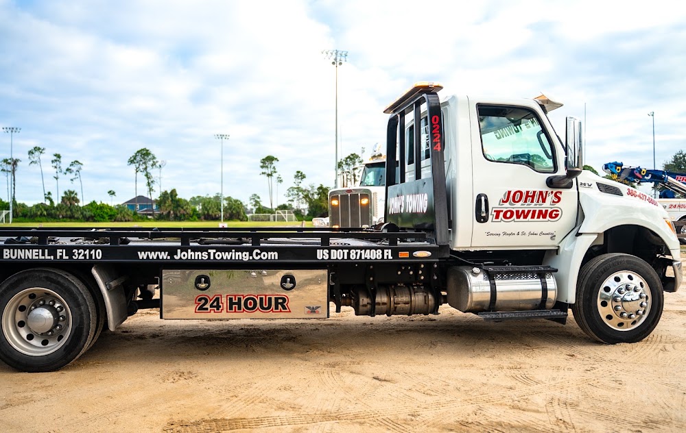 John's Towing towing company near Bunnell