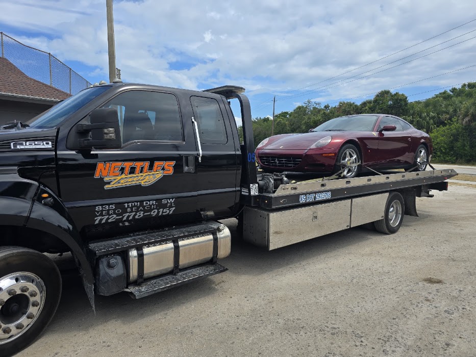 Nettles Towing towing company near Vero Beach