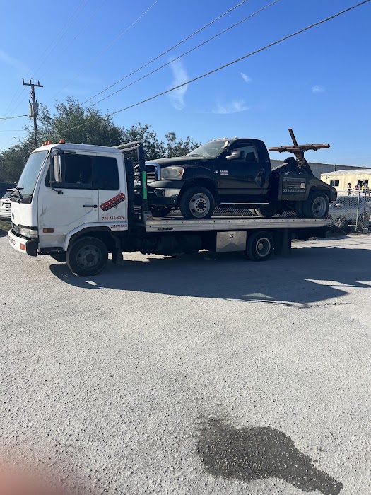 Oropesa Hauling (towing service)