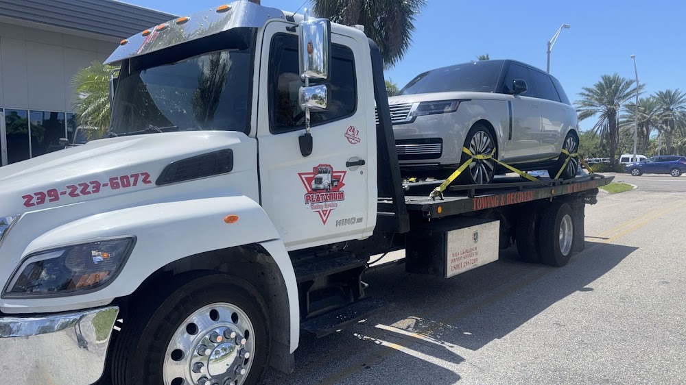 Platinum Towing Service towing company near Fort Myers