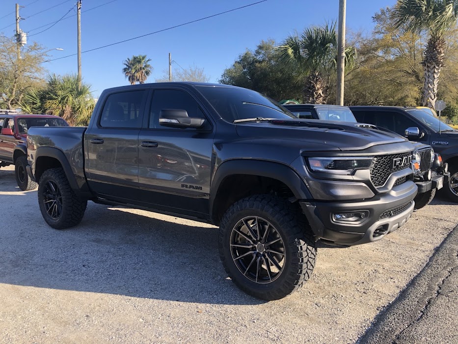 Rhodes Auto Repair towing company near Destin