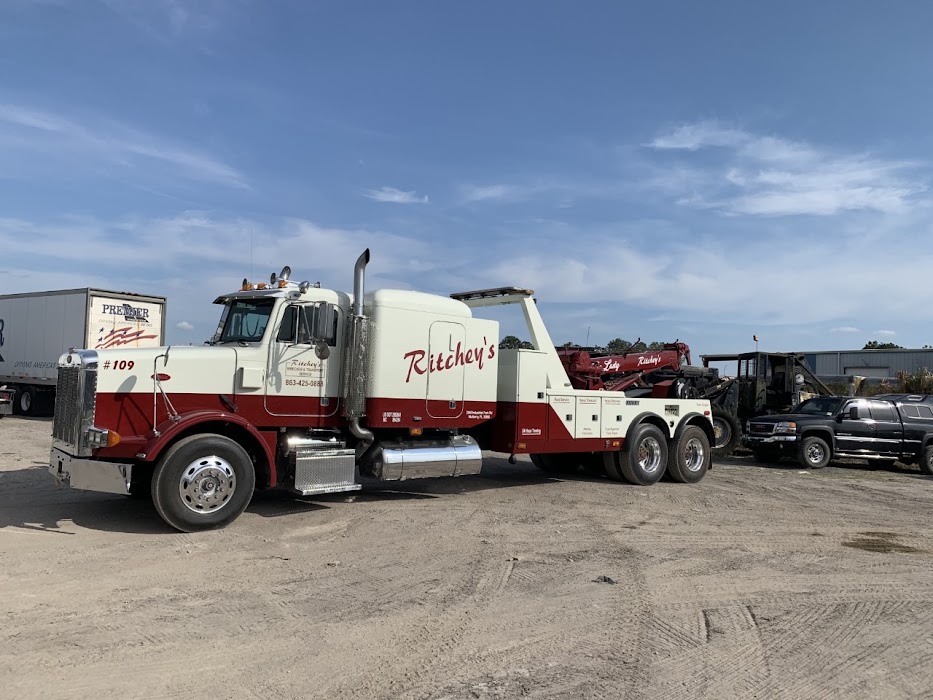Ritchey's Wrecker and Transport towing company near Mulberry