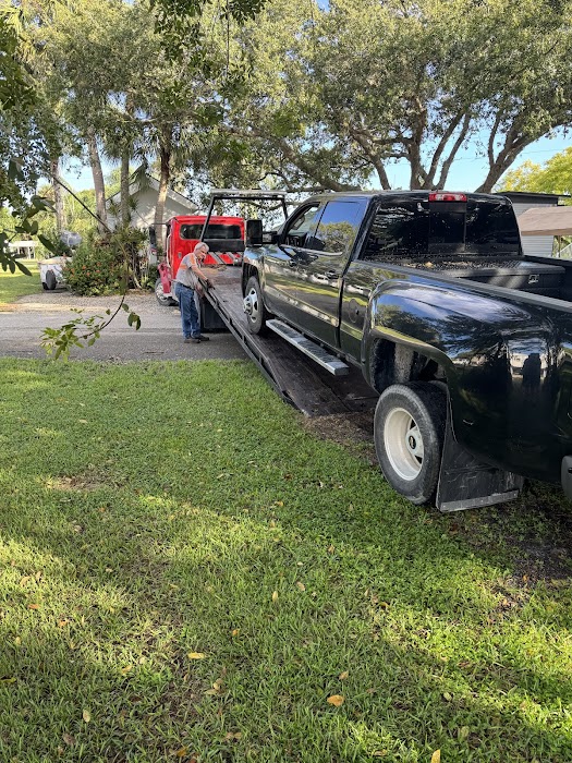 Tim's Towing & Recovery towing company near LaBelle