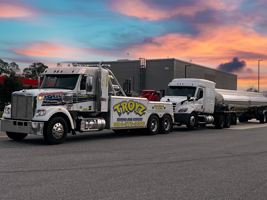 Troyz Towing & Storage