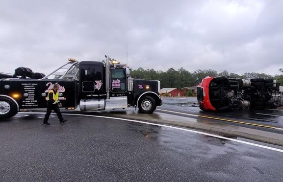 White's Wrecker Service towing company near Cottondale