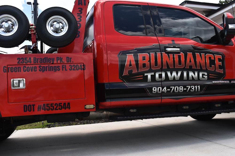 Abundance Towing towing company near Fruit Cove