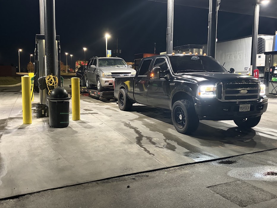 Kb towing & 24hr roadside service llc towing company near Gretna