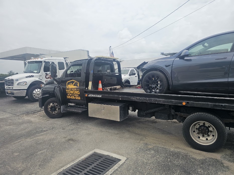 Yan Maikol Towing, LLC